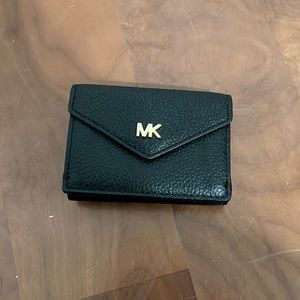 Michael Kors Mini Wallet